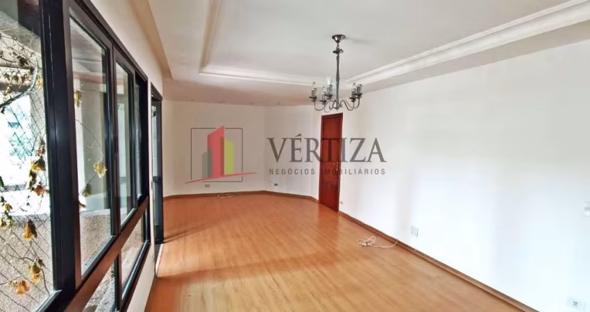 Apartamento com 3 quartos para alugar na Avenida Ibijaú, 500, Moema, São Paulo