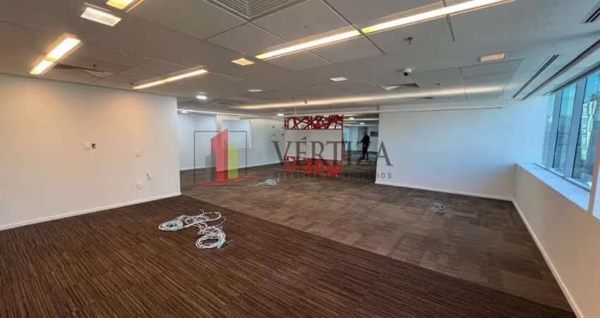 Sala comercial com 6 salas para alugar na Avenida Presidente Juscelino Kubitschek, 1327, Vila Olímpia, São Paulo