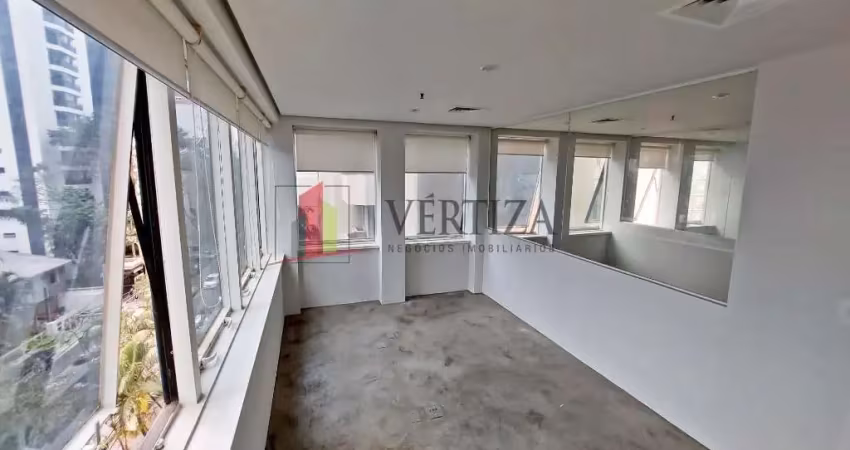 Sala comercial com 5 salas para alugar na Rua Jesuíno Arruda, 769, Itaim Bibi, São Paulo