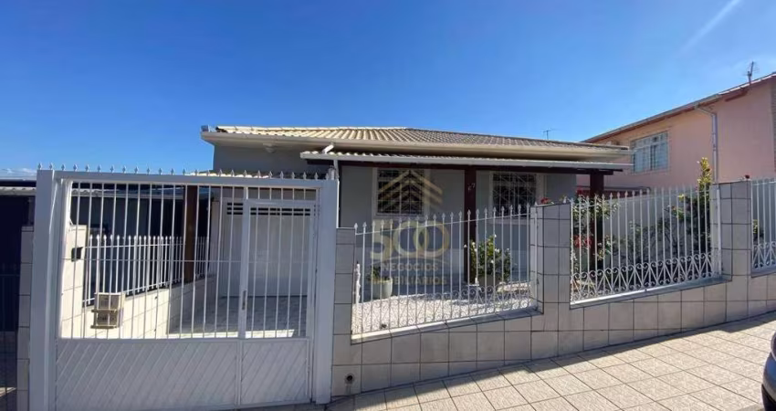 Casa com 3Casa à Venda - Bela Vista - São José/SC