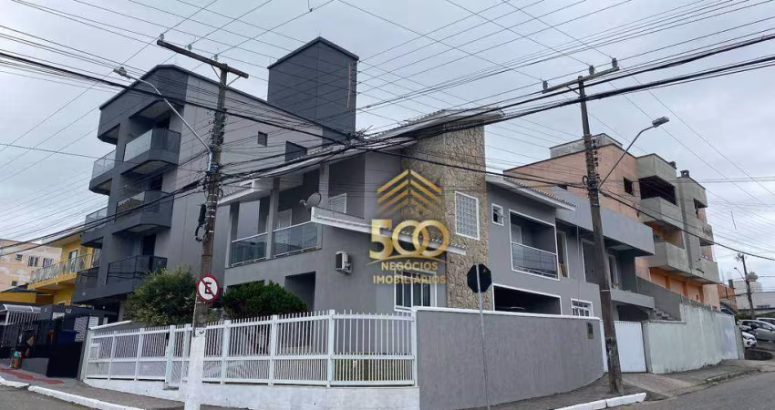 Casa à venda, 400 m² por R$ 1.900.000,00 - Serraria - São José/SC