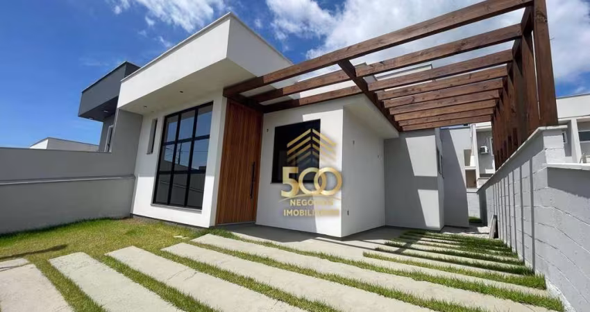Casa com 3 dormitórios à venda, 104 m² por R$ 647.000,00 - Forquilhas - São José/SC