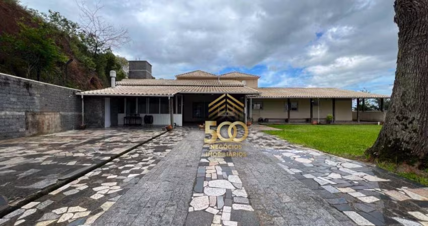 Casa com 6 dormitórios à venda, 320 m² por R$ 957.000,00 - Forquilhas - São José/SC