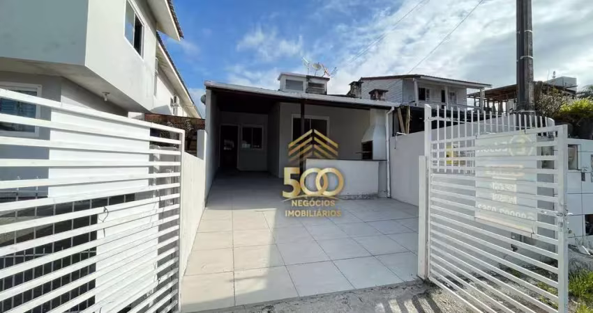 Casa com 2 dormitórios à venda, 52 m² por R$ 272.000,00 - Bela Vista - Palhoça/SC
