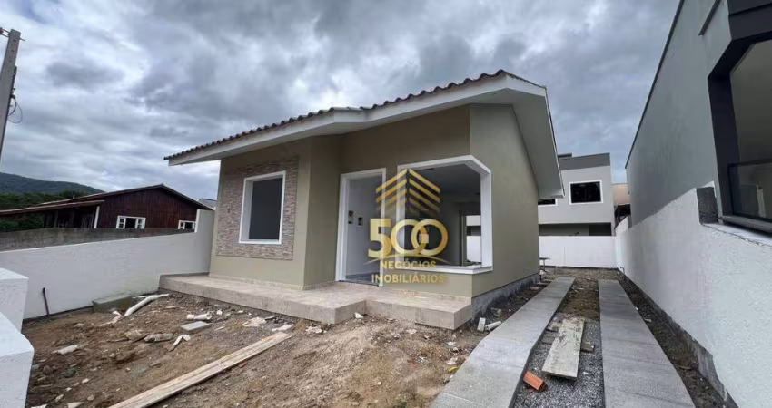 Casa com 2 dormitórios à venda, 85 m² por R$ 520.000,00 - Forquilhas - São José/SC