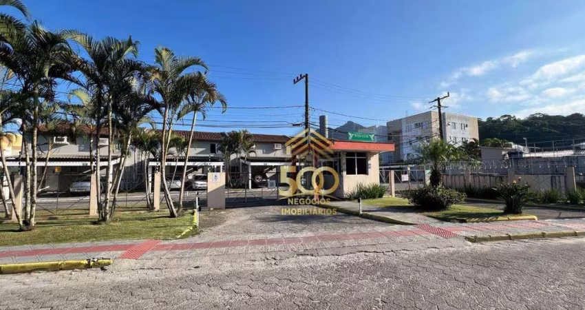 Sobrado com 2 dormitórios à venda, 62 m² por R$ 325.000,00 - Sertão do Maruim - São José/SC