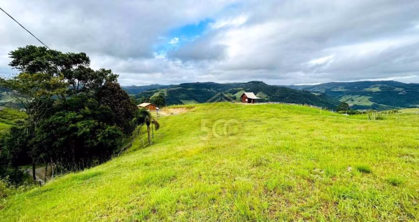 Sítio Rio Adaga em Alfredo Wagner 4,7 Hectares de Beleza e Estrutura!