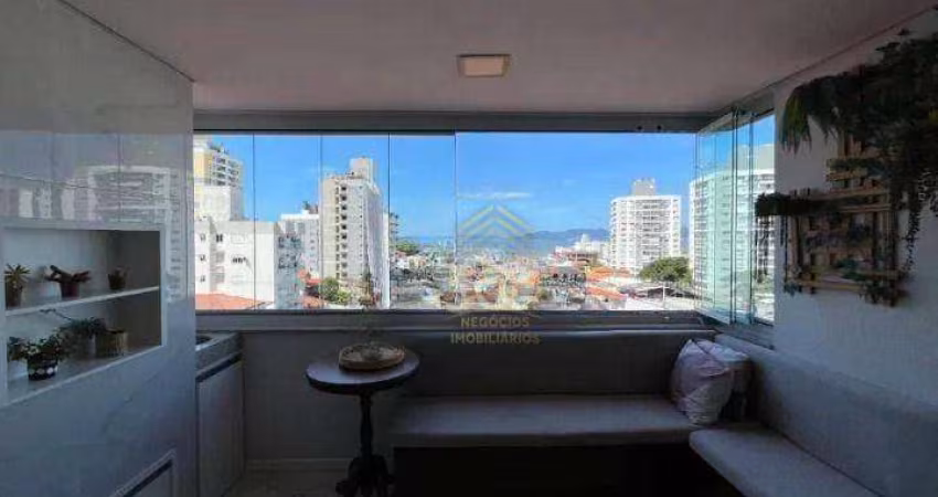 Apartamento com 3 dormitórios à venda, 90 m² por R$ 670.000,00 - Barreiros - São José/SC