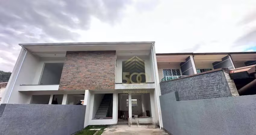 Sobrado com 2 suítes à venda, 80 m² por R$ 450.000 - Potecas - São José/SC