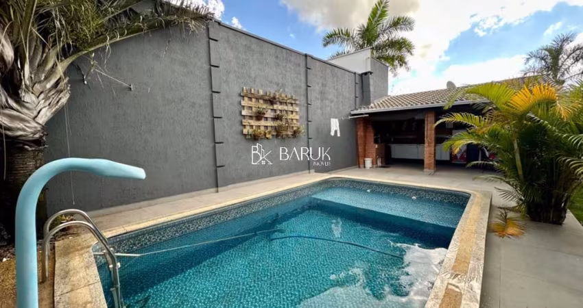 Casa cond. São Lucas, 6 quartos, 1 suíte, 3 salas, 3 banheiros, 2 vagas de garagem, 230m². Agende sua visita