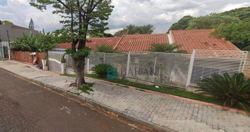 Casa com 3 dormitórios à venda, 180 m² por R$ 650.000 - Jardim Thaís - Maringá/PR