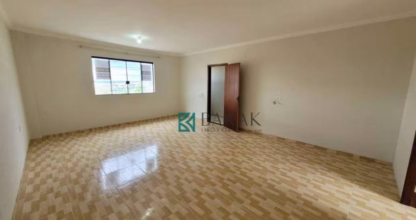 Kitnet com 1 dormitório para alugar, 50m² por R$ 1.300/mês - Jd Paulista III - Maringá/PR