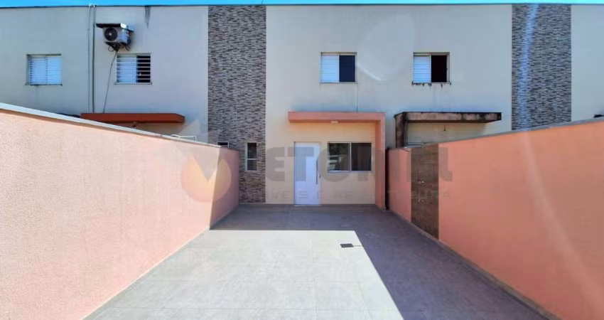 Casa à venda em Caraguatatuba, Balneário dos Golfinhos, com 2 quartos, 80m²