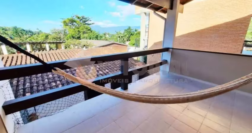 Sobrado com 4 quartos, 216m², à venda em São Sebastião, Cigarras