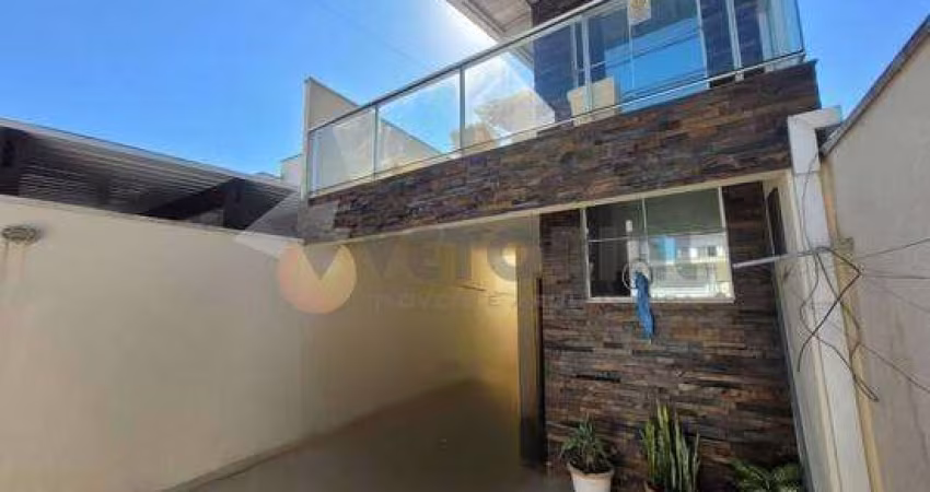 Sobrado com 3 quartos, 140m², à venda em Caraguatatuba, Balneário dos Golfinhos