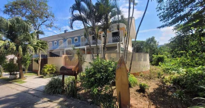 Sobrado em condomínio à venda em Caraguatatuba, Capricórnio I, com 3 quartos, 118m²