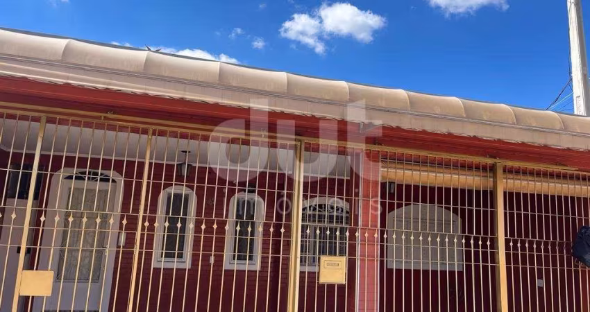 Casa com 3 quartos à venda na Rua Calhandra, 62, Vila Padre Manoel de Nóbrega, Campinas