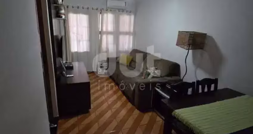 Casa com 3 quartos à venda na Elias Antônio Sayeg, 46, Conjunto Habitacional Vila Réggio, Campinas