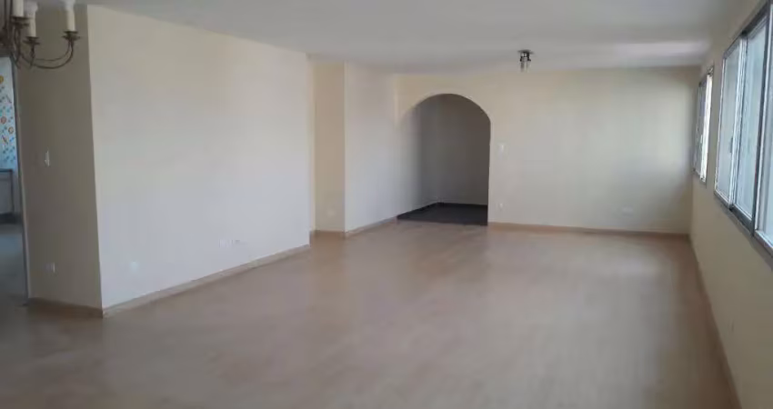 Apartamento com 3 quartos para alugar na Rua Joaquim Novaes, 70, Centro, Campinas