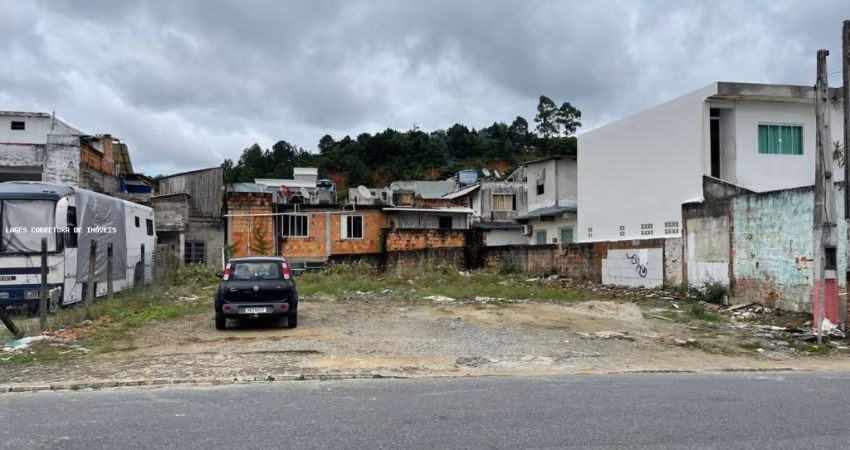 Terreno com mais de 625 metros quadrados em Balneário Camboriú