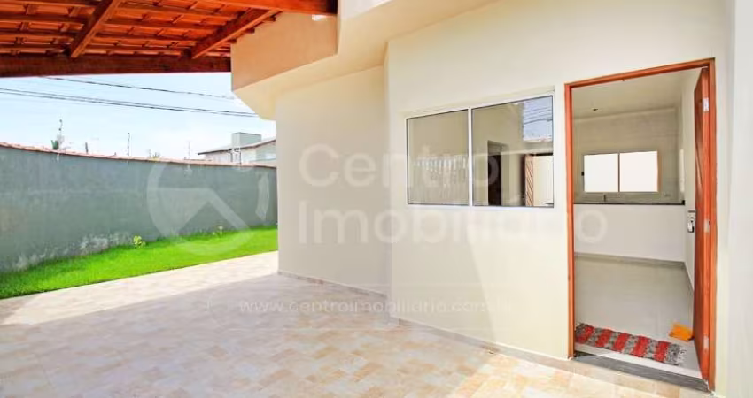 CASA à venda com 2 quartos em Peruíbe, no bairro Parque D Aville