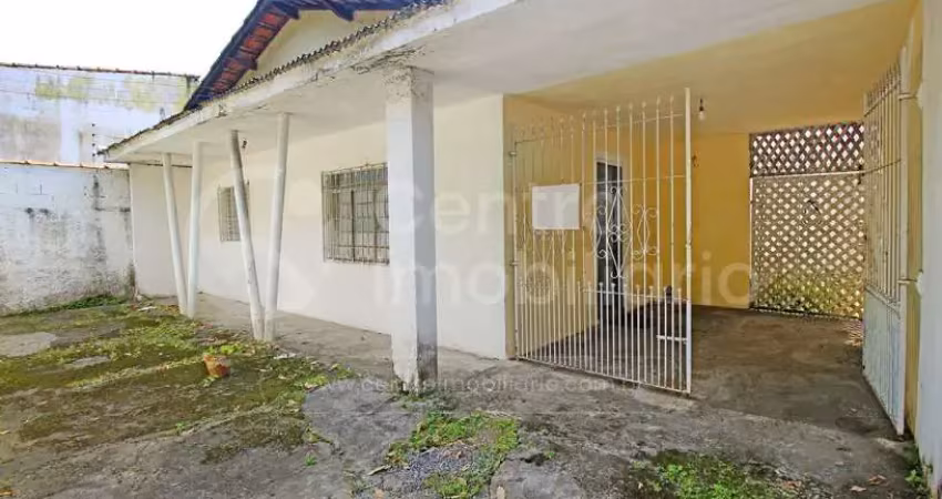 Casa à venda com 2 quartos em peruíbe, no bairro novo horizonte