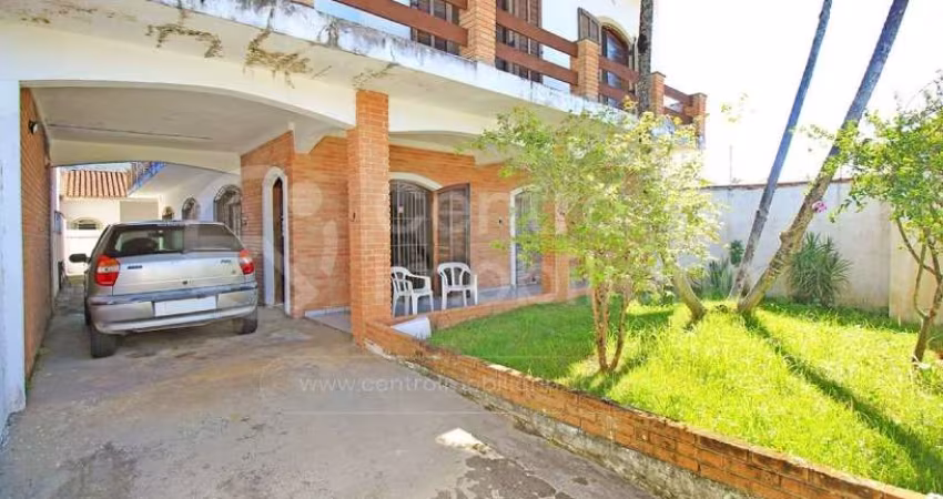 CASA à venda com 4 quartos em Peruíbe, no bairro Centro