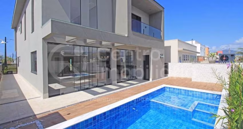 CASA à venda com piscina e 4 quartos em Peruíbe, no bairro Bougainvillee IV