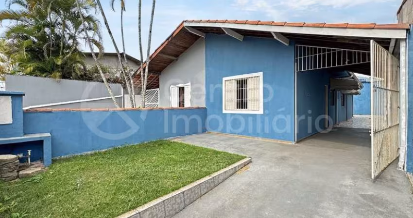 CASA à venda com 2 quartos em Peruíbe, no bairro Stella Maris