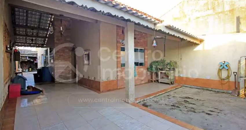 Casa à venda com 4 quartos em peruíbe, no bairro jardim somar