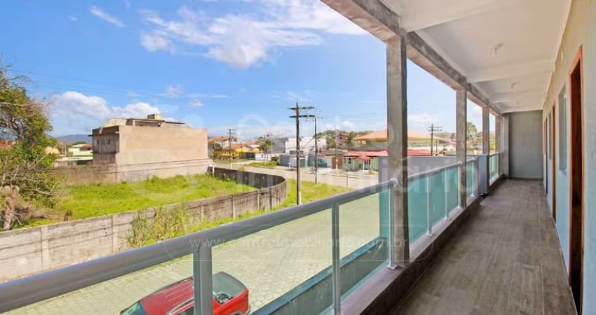 APARTAMENTO à venda com 1 quartos em Peruíbe, no bairro Maria H Novaes