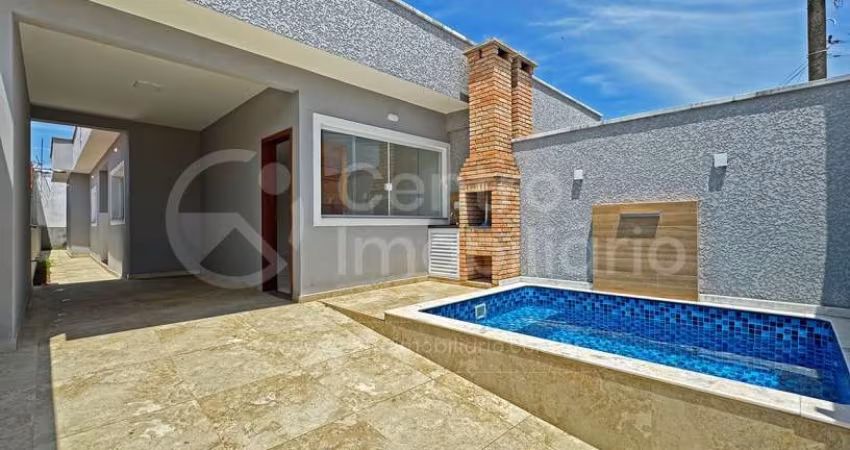CASA à venda com piscina e 2 quartos em Peruíbe, no bairro Balneario Sao Joao Batista