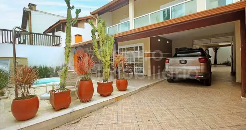 CASA à venda com piscina e 4 quartos em Peruíbe, no bairro Balneario Josedy