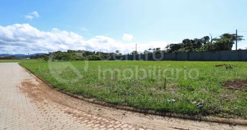 TERRENO à venda em Peruíbe, no bairro Residencial Bosque Três Marias