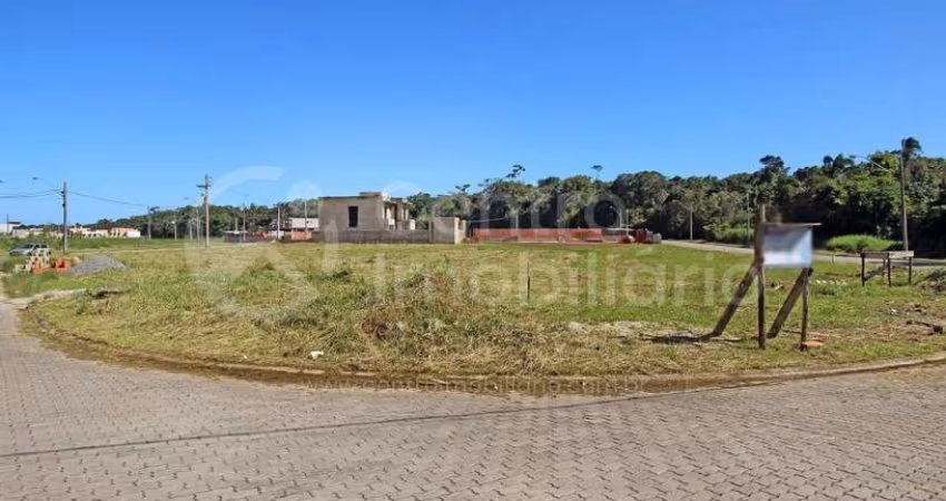 TERRENO à venda em Peruíbe, no bairro Residencial Bosque Três Marias