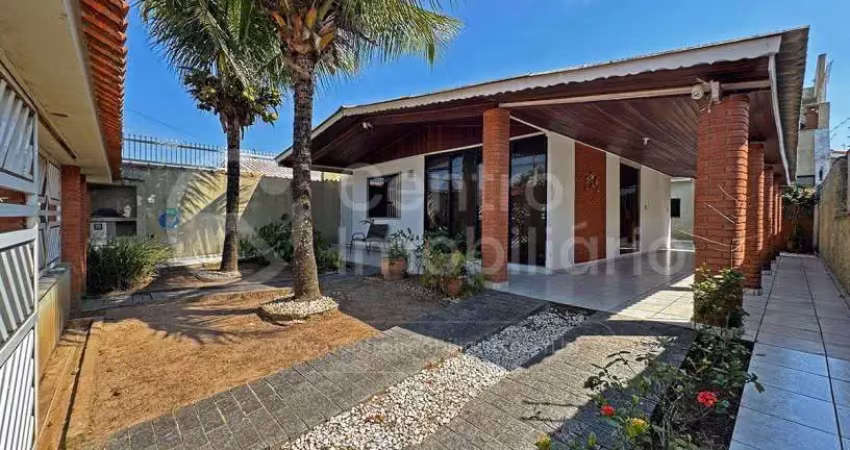 Casa à venda com 2 quartos em peruíbe, no bairro cidade nova peruíbe
