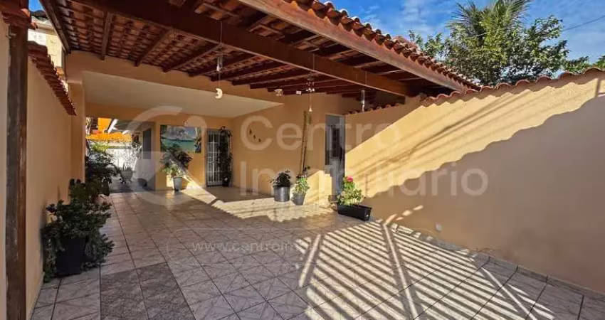 Casa à venda com 3 quartos em peruíbe, no bairro cidade nova peruíbe