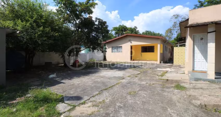 CASA à venda com 2 quartos em Peruíbe, no bairro Jd Caraminguava