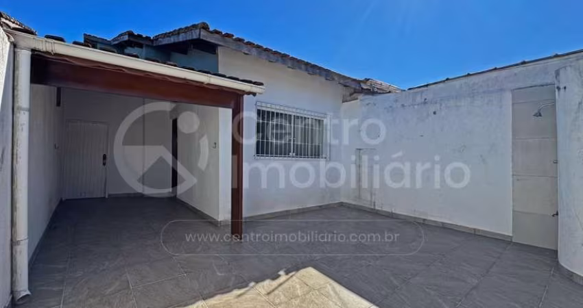 CASA à venda com 3 quartos em Peruíbe, no bairro Parque D Aville