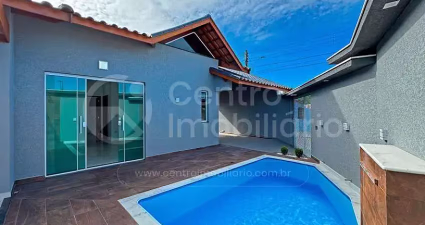 Casa à venda com piscina e 2 quartos em peruíbe, no bairro cidade nova peruíbe