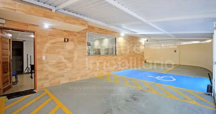Casa à venda com 2 quartos em peruíbe, no bairro centro