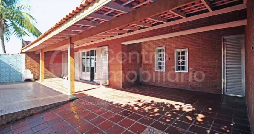 Casa à venda com 3 quartos em peruíbe, no bairro jardim ribamar