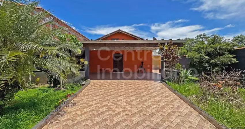 Casa à venda com 2 quartos em peruíbe, no bairro jardim veneza