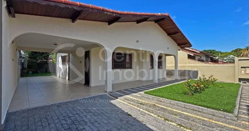 CASA à venda com 2 quartos em Peruíbe, no bairro Stella Maris