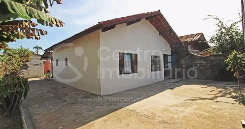 Casa à venda com 2 quartos em peruíbe, no bairro jardim brasil