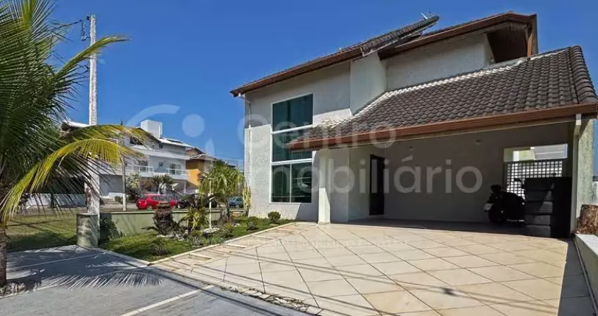 Casa à venda com 4 quartos em peruíbe, no bairro jd tres marias