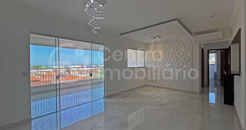 APARTAMENTO à venda com 3 quartos (2 suítes) em Peruíbe, no bairro Centro