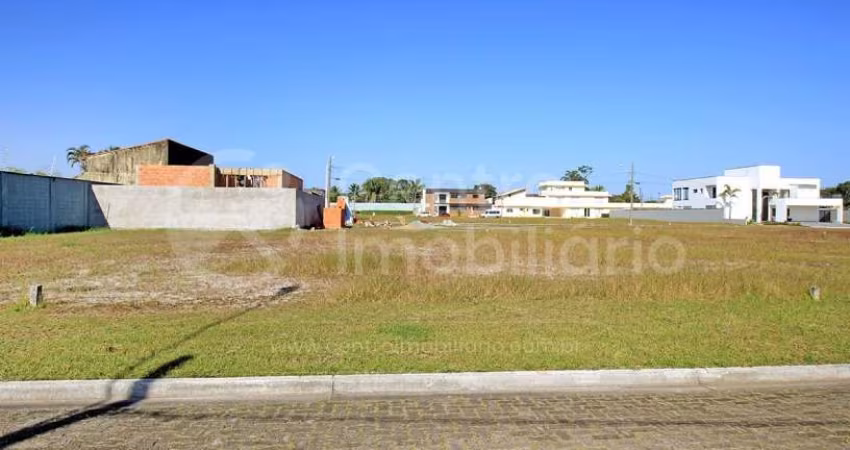 TERRENO à venda em Peruíbe, no bairro Residencial Flora Rica