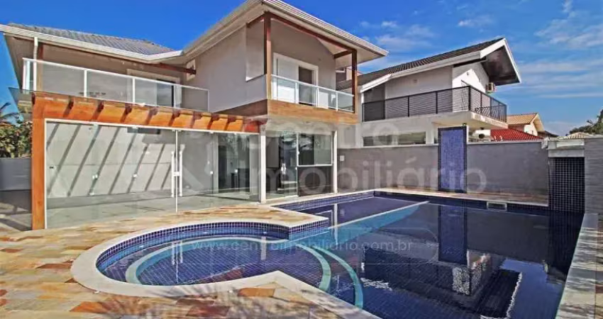 Casa à venda com piscina e 5 quartos em peruíbe, no bairro bougainvillee iii