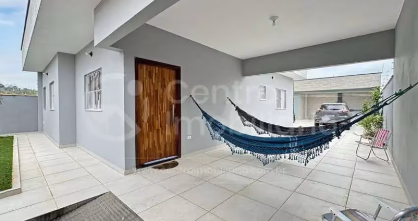 CASA à venda com 2 quartos em Peruíbe, no bairro Belmira Novaes
